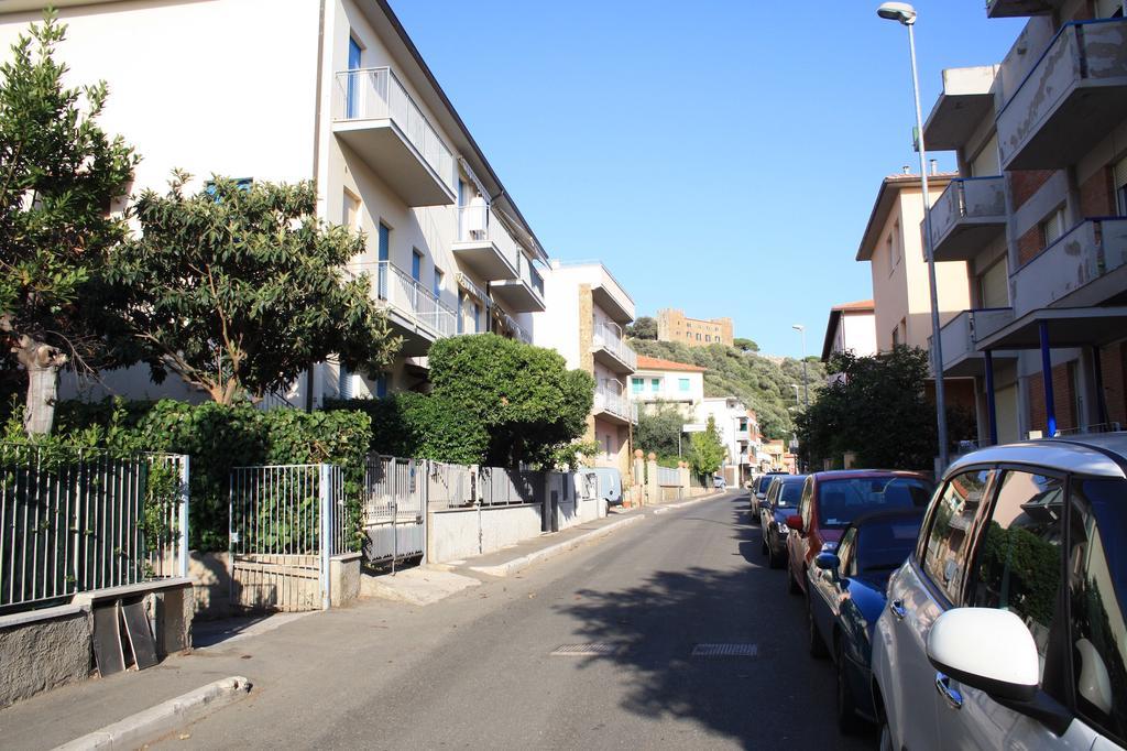 Casa Marina Lägenhet Castiglione della Pescaia Exteriör bild