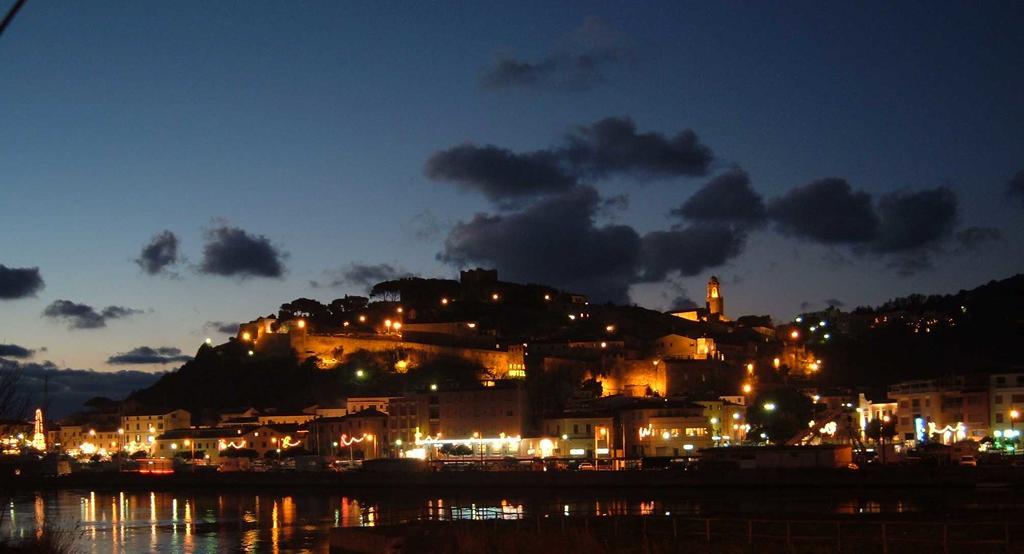 Casa Marina Lägenhet Castiglione della Pescaia Exteriör bild